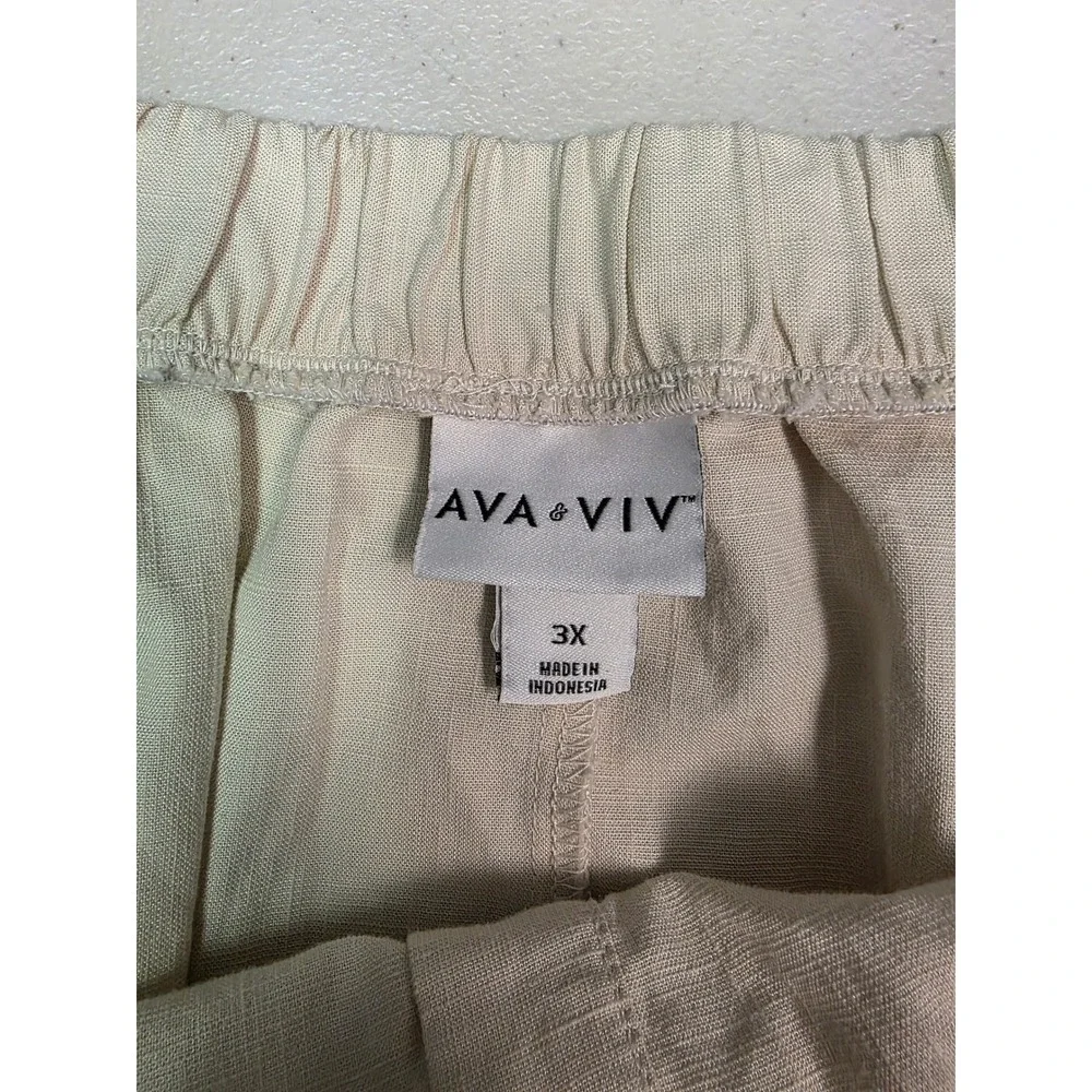 Ava & Viv ava viv